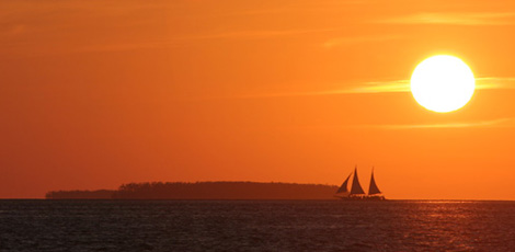 Key West Wind & Wine Sunset Sail Image 7