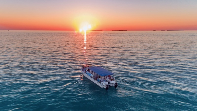 Key West Sunset Sail with Live Music, Champagne, Hors D’oeuvres and Full Bar Image 1